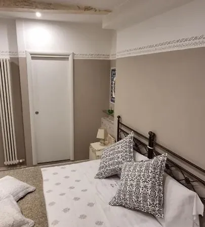 فندق مبيت وإفطار Le Stanze Di Rigoletto بارما