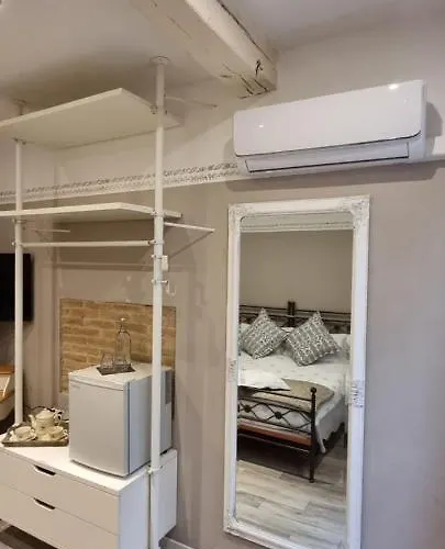 Le Stanze Di Rigoletto Bed & Breakfast 3*